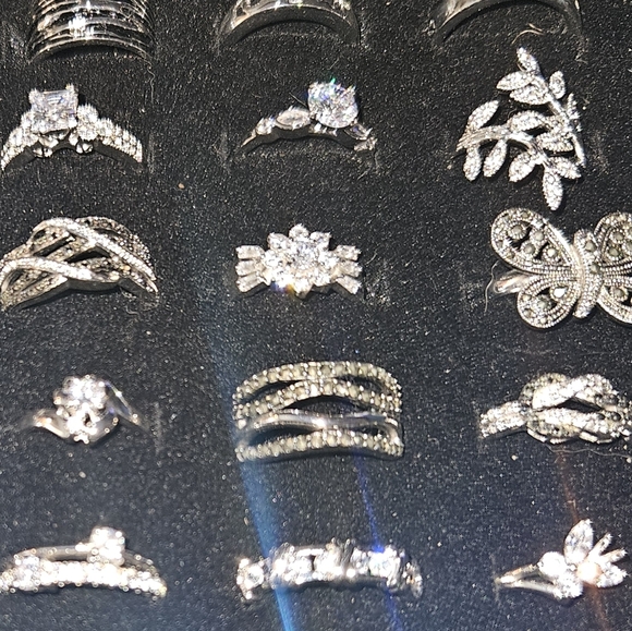 Fashion Rings - Picture 10 of 17